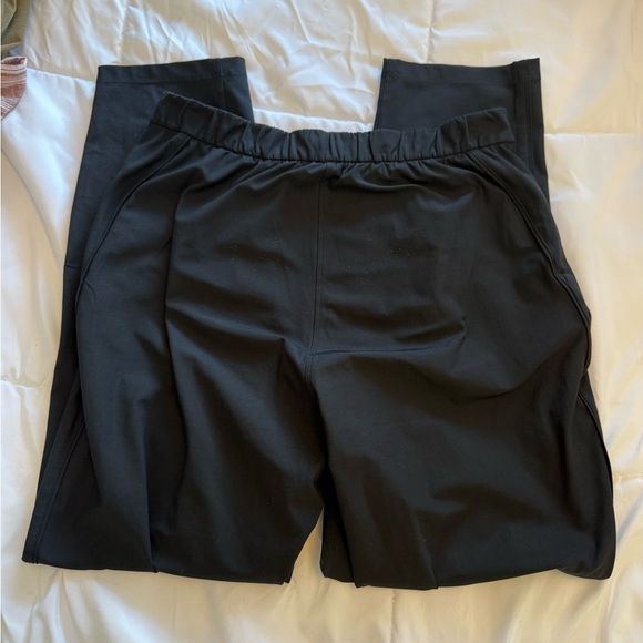 Lululemon Women’s Essential High-Rise Trouser in Black Size 8 Like New - Picture 6 of 7